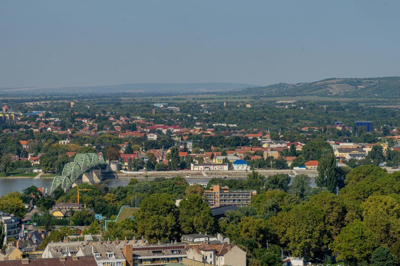 Panoráma Apartmanház Esztergom Exterior foto